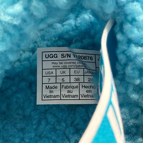 UGG Oh Fluffita Genuine Sherling Slickback Sandal - Picture 6 of 6